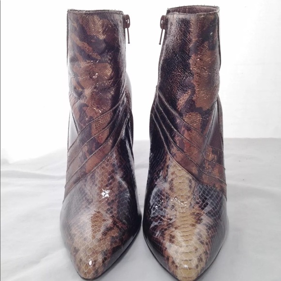Carlos Santana Shoes - Amazing🔥Carlos Santana Snake Heel Boot separation in leather in few places